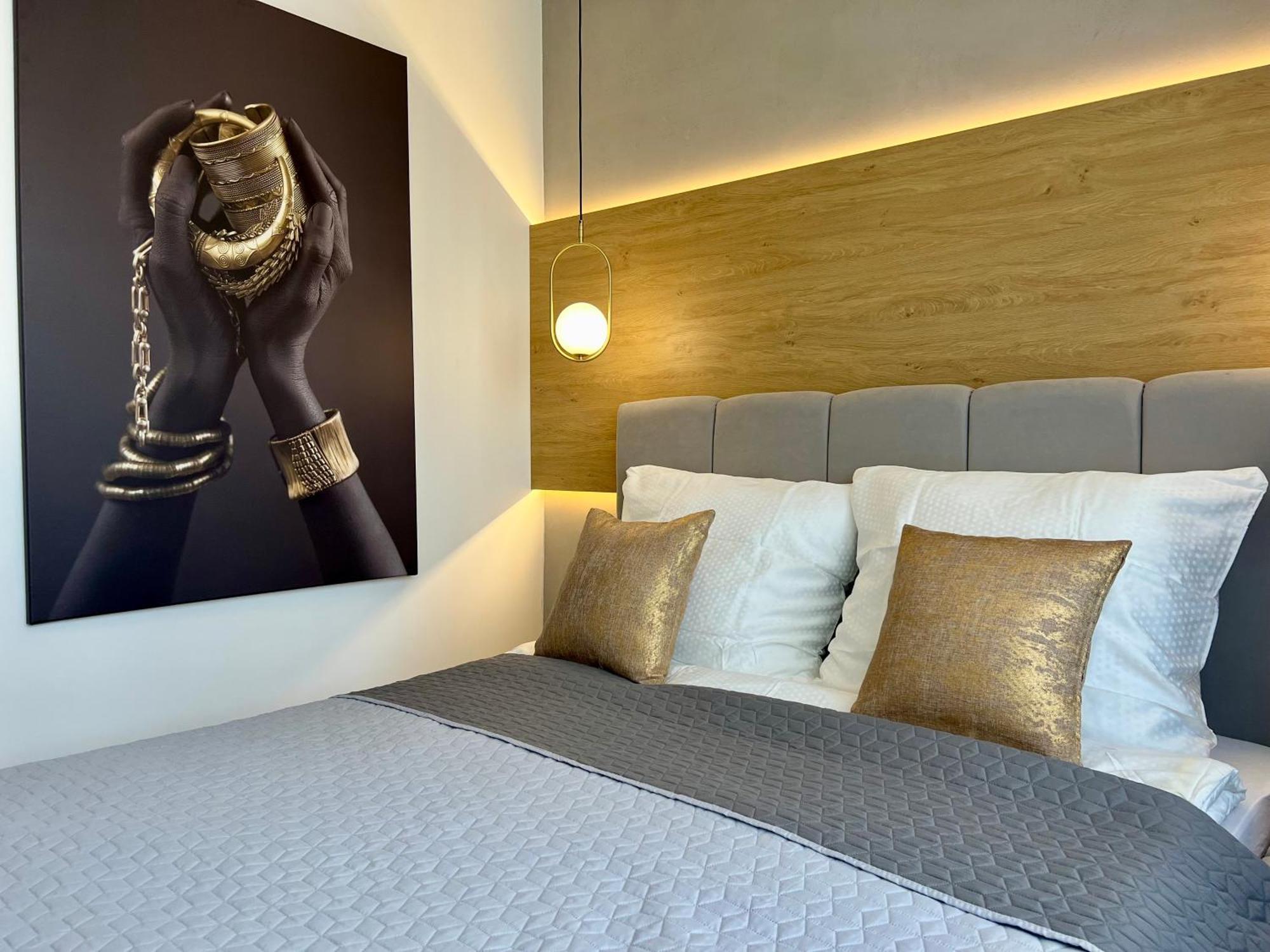 M&S Lux Apartments Kochanowskiego Lodz  Ngoại thất bức ảnh